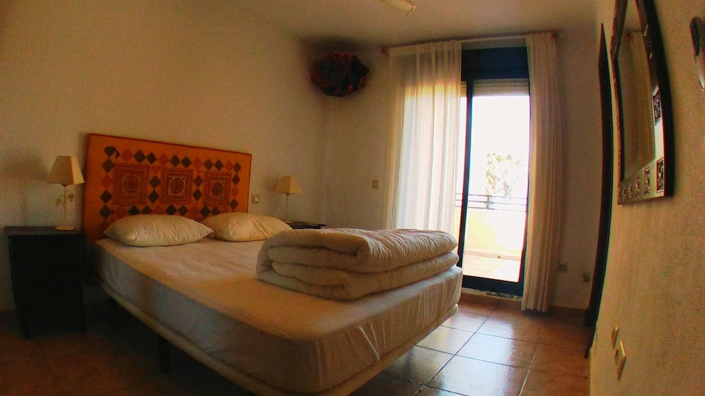 Casa Familiar, 4 Habitaciones, Vista al Océano