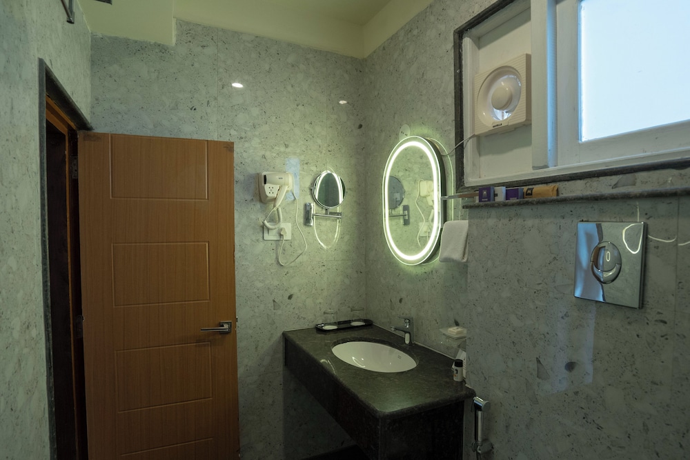 Premium Room - Photo 2