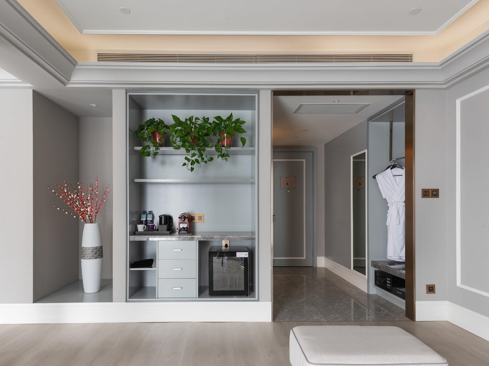 Privilege, Suite, 1 King Bed