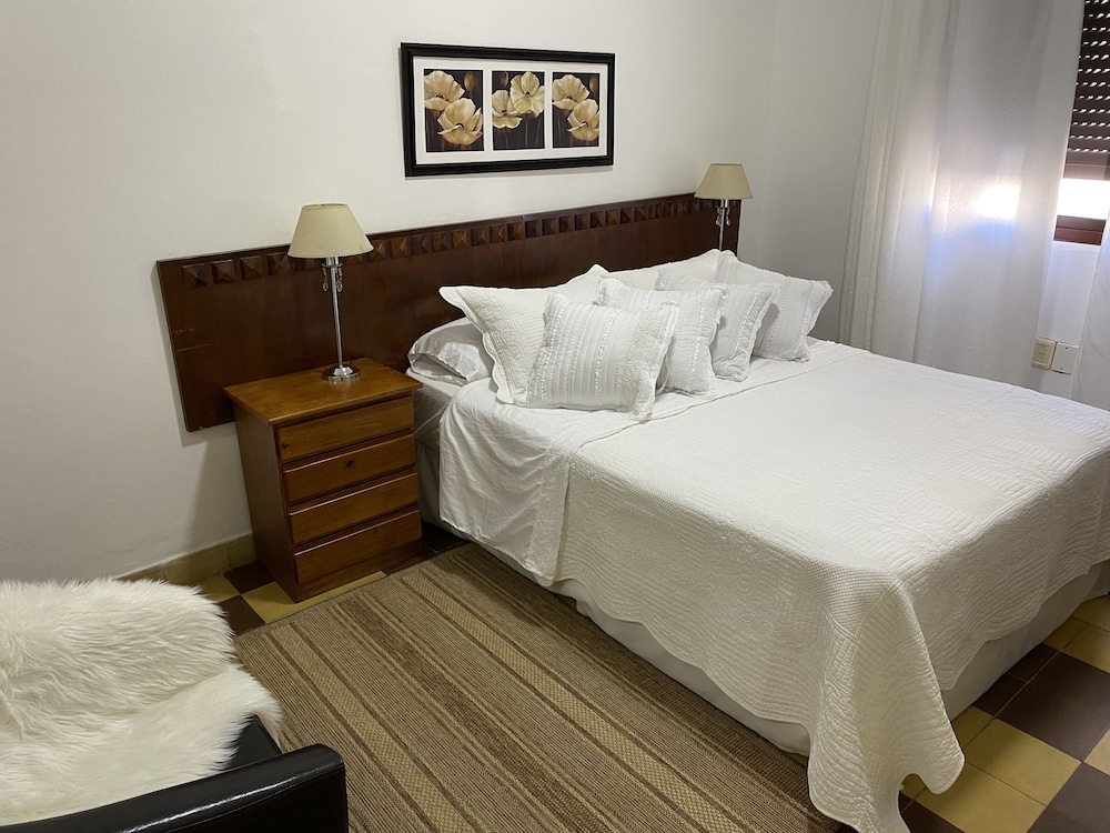 Comfort House, 3 Bedrooms, Non Smoking, Garden View photo 2