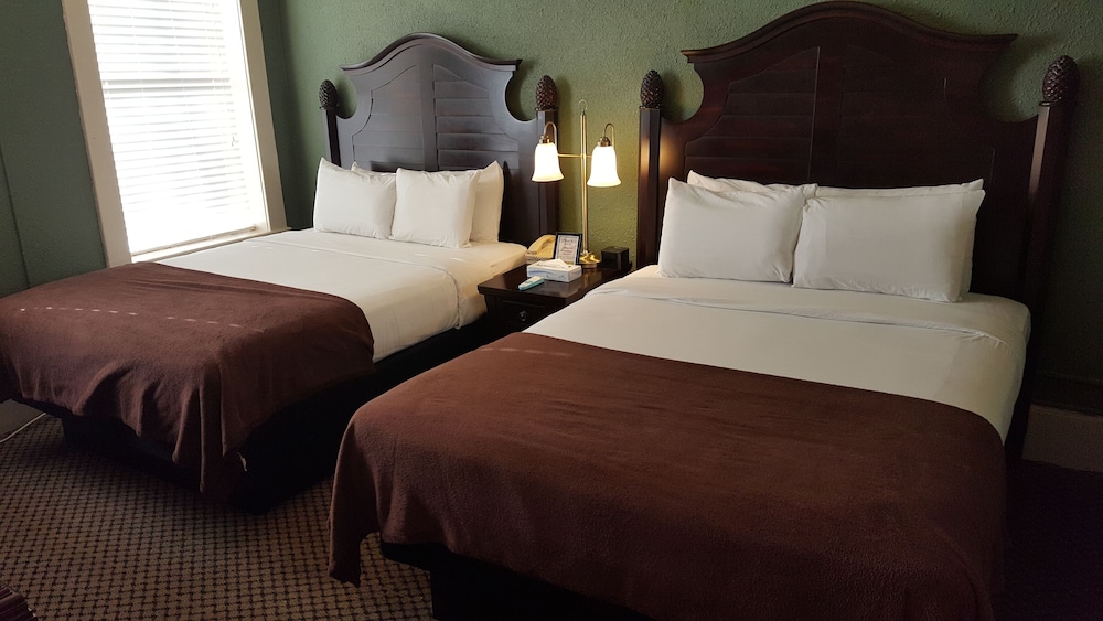 Premium Double Room, 2 Double Beds - Photo 2