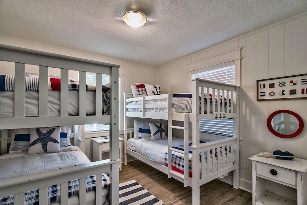 House, 3 Bedrooms, Sea Facing