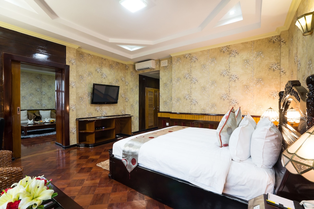 Corner Suite