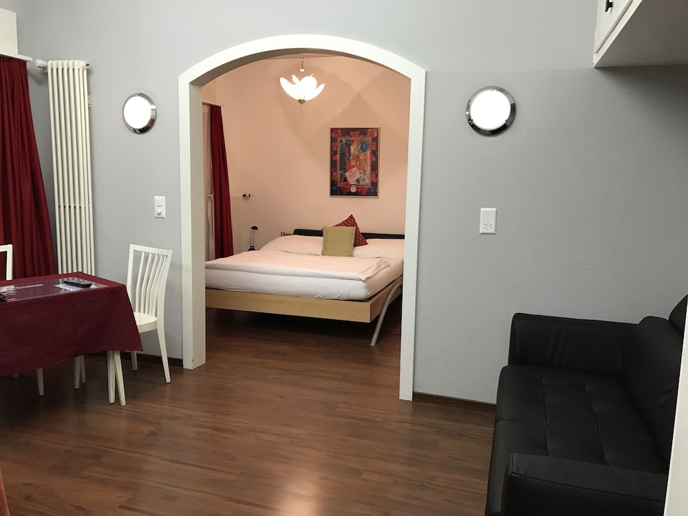 Family Room, Courtyard View