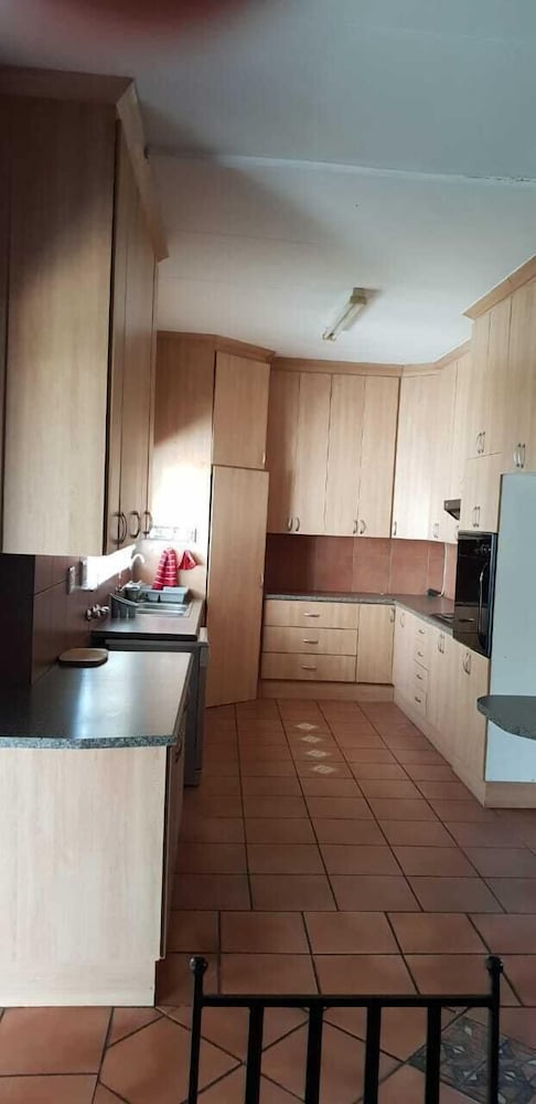 Family Studio, Multiple Beds, Non Smoking, Mountain View photo 2