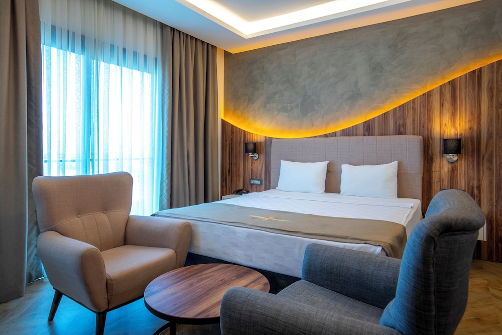 Standard Room, City View photo 1