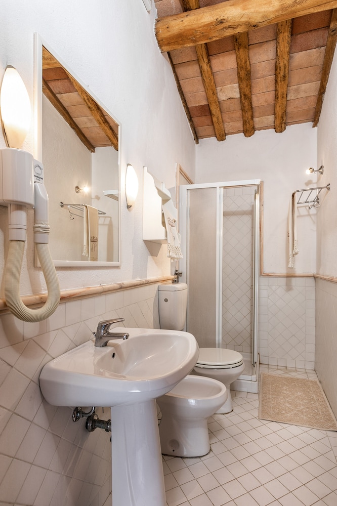 Romantic Apartment photo 2