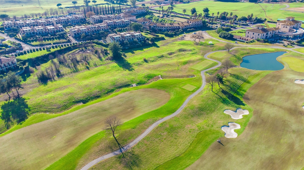 Superior Apartment, Golf View photo 3