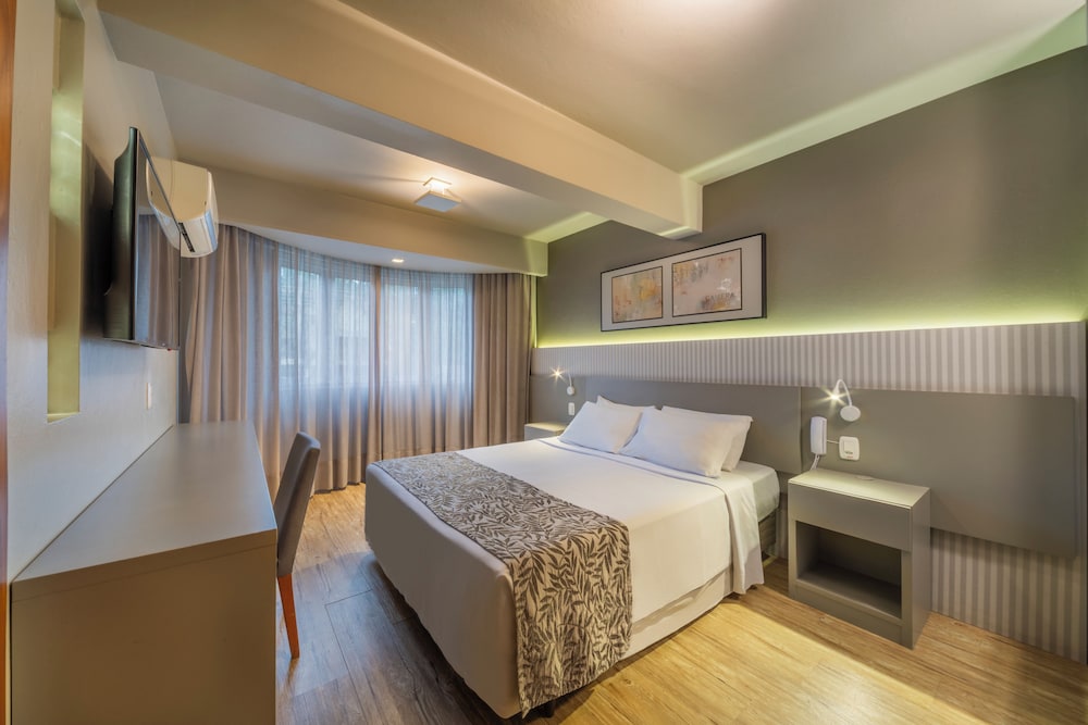 Deluxe Room - Photo 1
