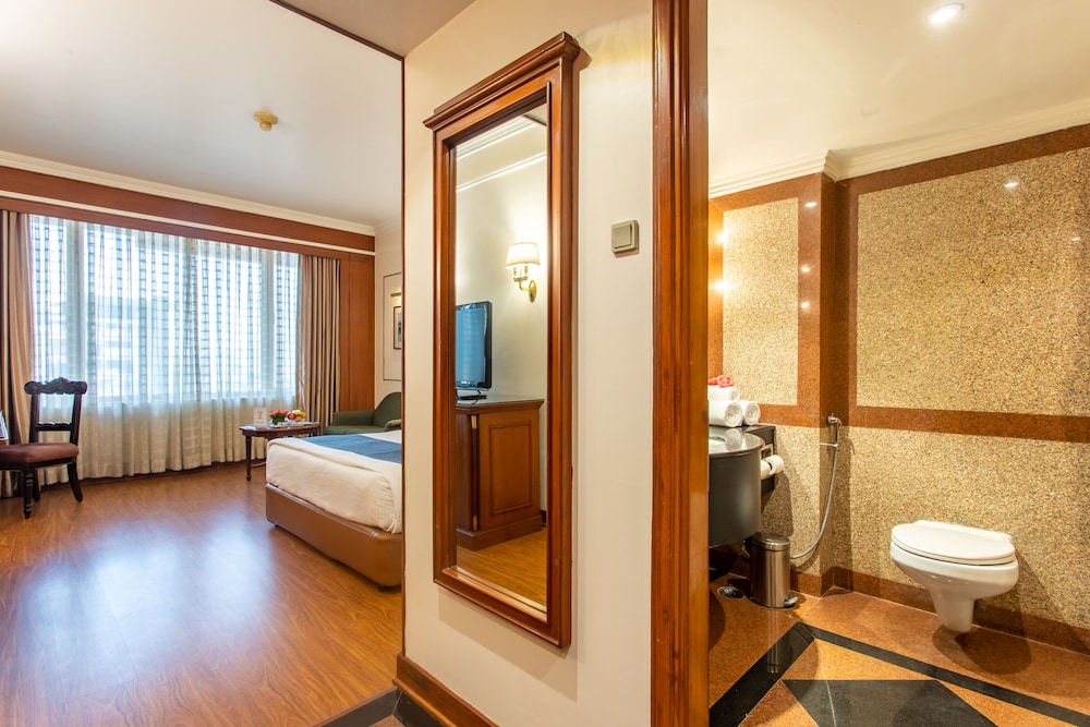 Deluxe Double Room, 1 King Bed - Photo 5