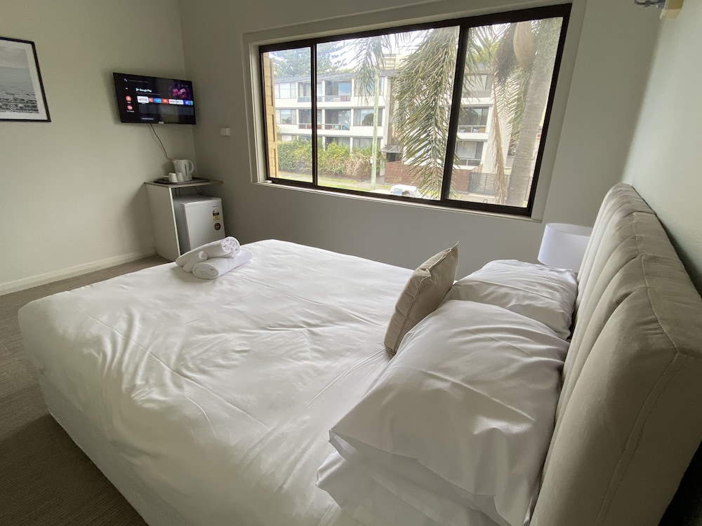 Room, 1 Queen Bed, Garden View photo 1