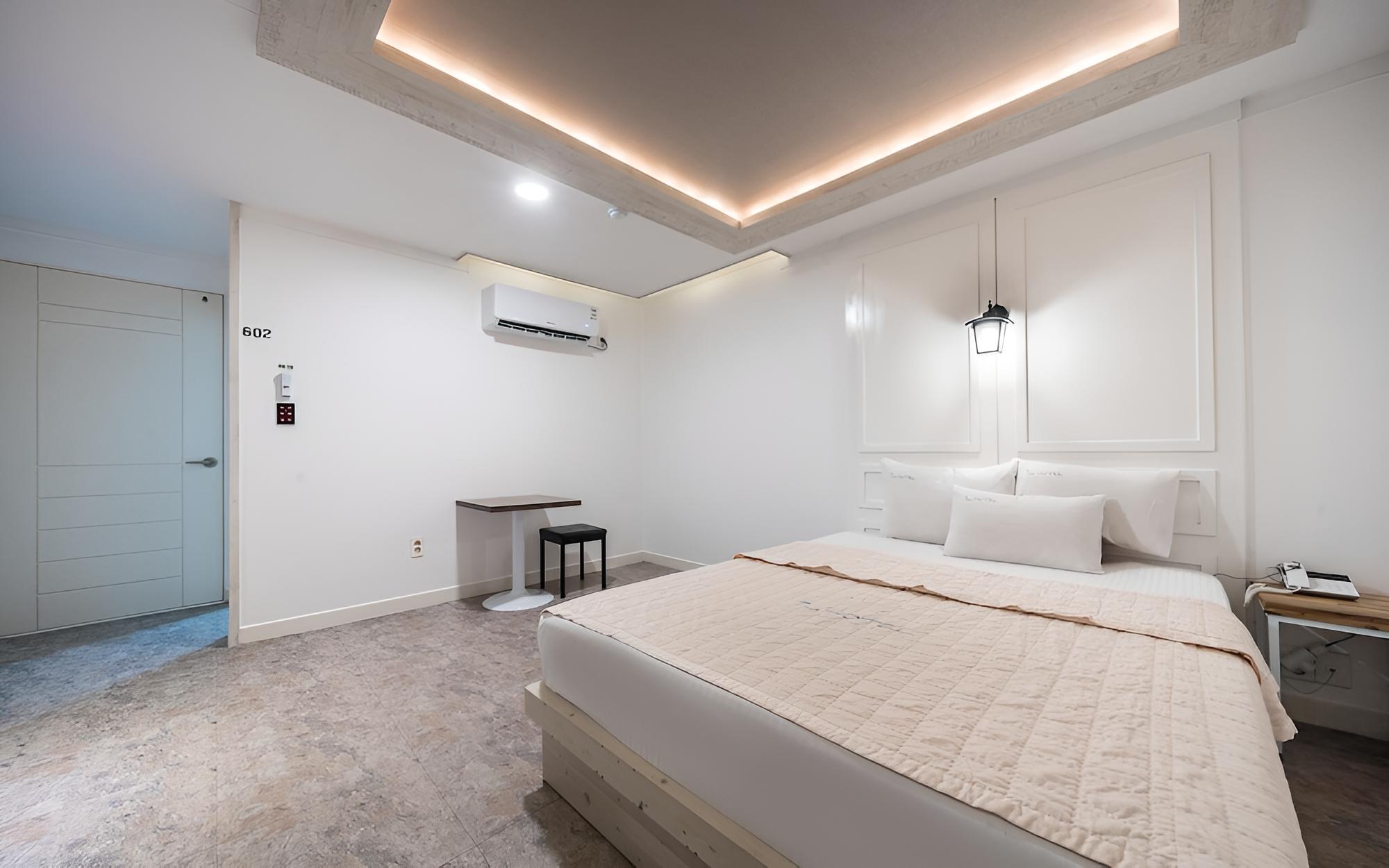 Room (Standard) photo 2