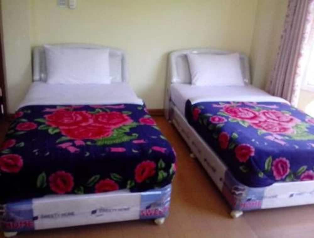 Standard Twin Room photo 1