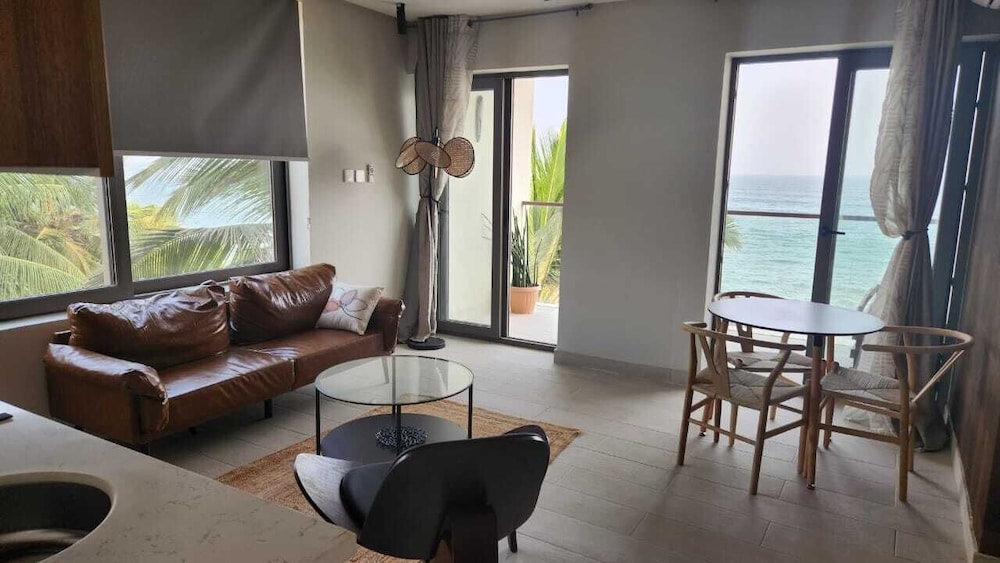 Deluxe Apartment, 3 Bedrooms, Balcony, Sea View photo 1