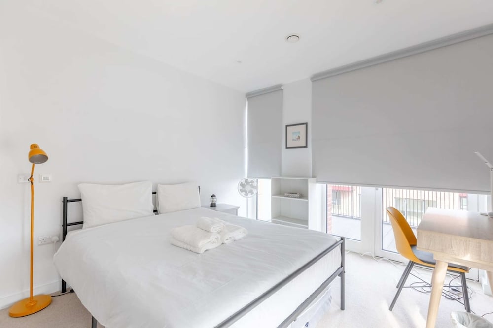 Basic Apartment photo 2