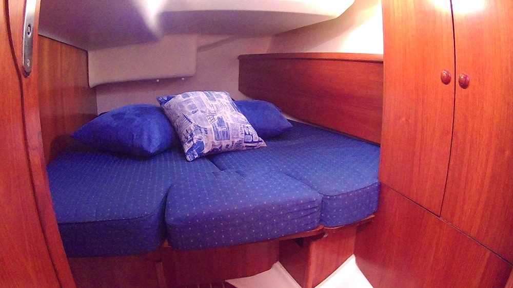 Basic Double Room, Shared Bathroom
