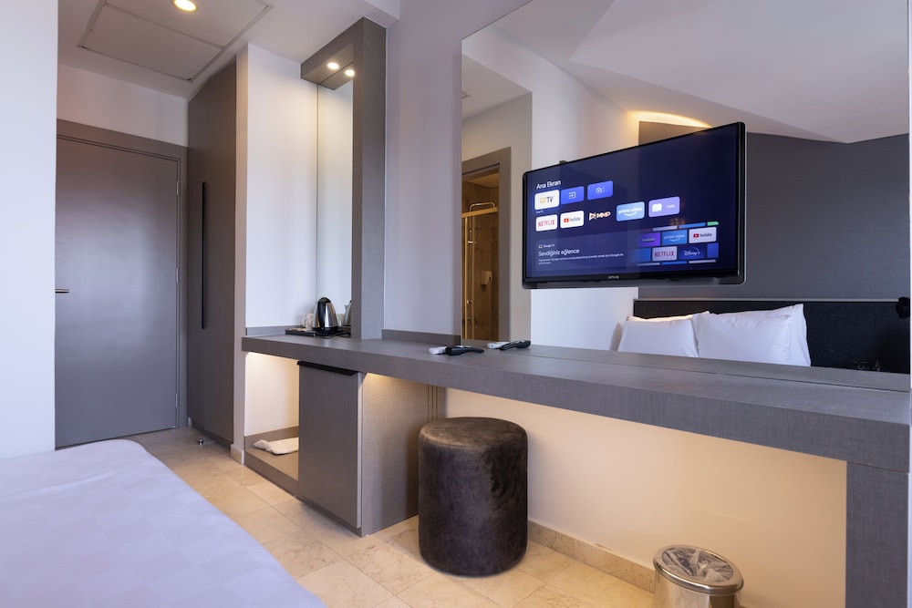 Deluxe Double Room - Photo 7
