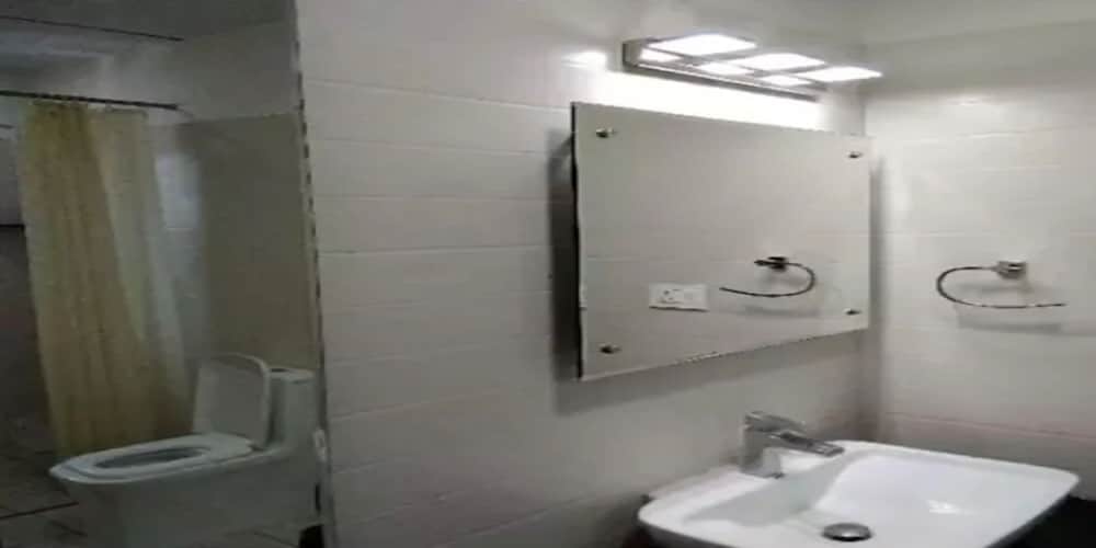 Deluxe Room - Photo 2