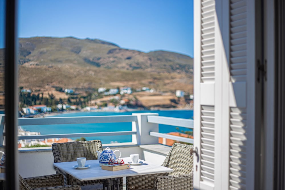 Grande Sea View Suite w. Private Terrace photo 3