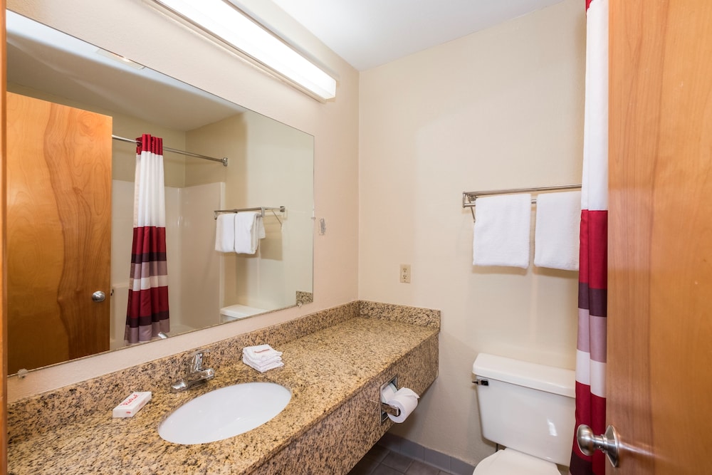 Superior Room, 1 King Bed (Smoke Free) - Photo 2