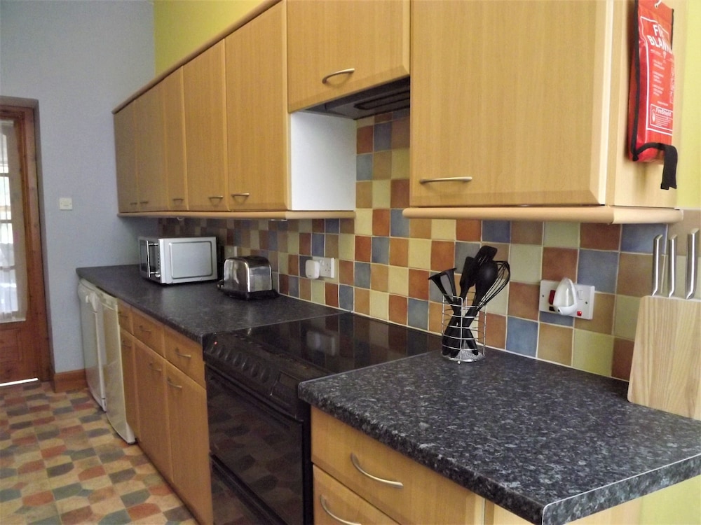 Apartment photo 3