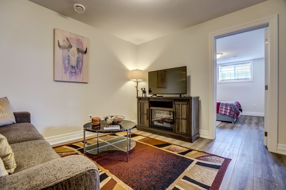 Premium House photo 3