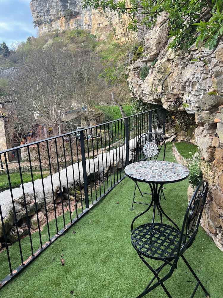 Luxury Apartment, River View photo 2