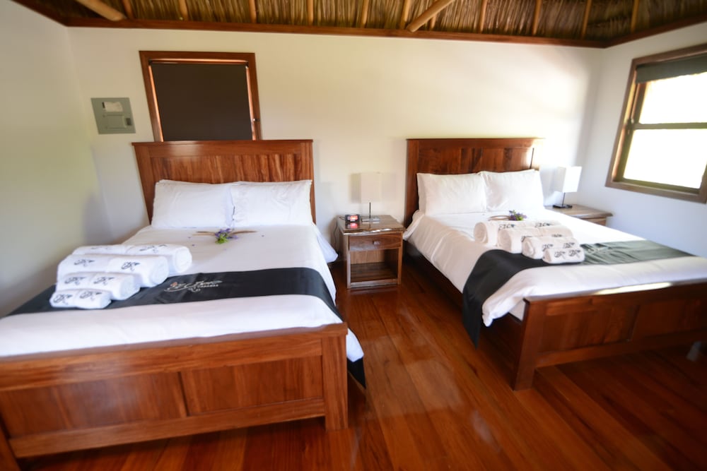 Deluxe Double Room, 2 Queen Beds, Pool View