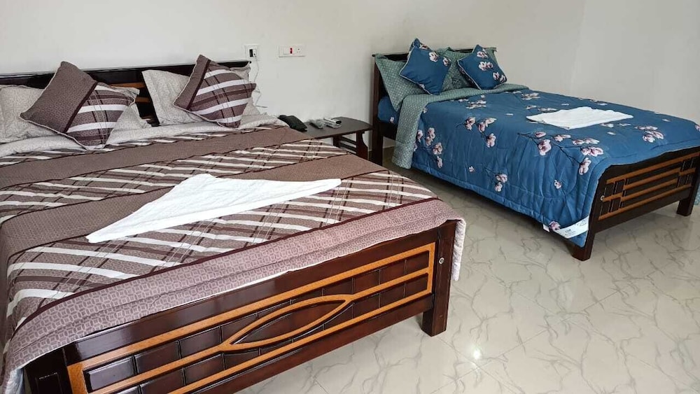 Basic Double Room photo 3
