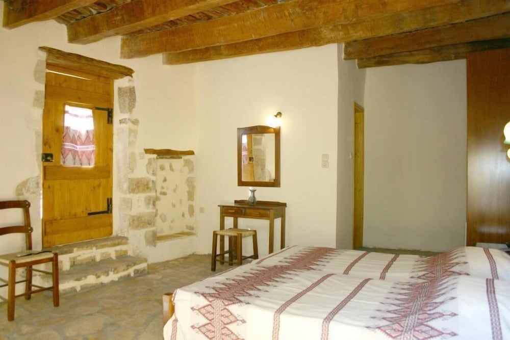 House, 2 Bedrooms
