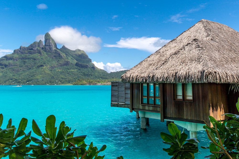 Deluxe Villa, 1 King Bed With Sofa Bed, Overwater