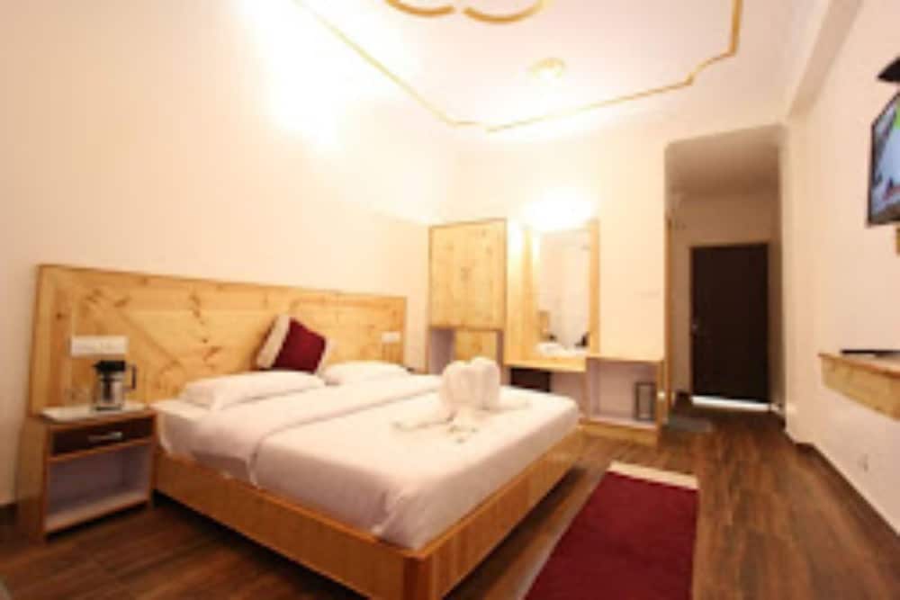 Deluxe Double Room - Photo 4