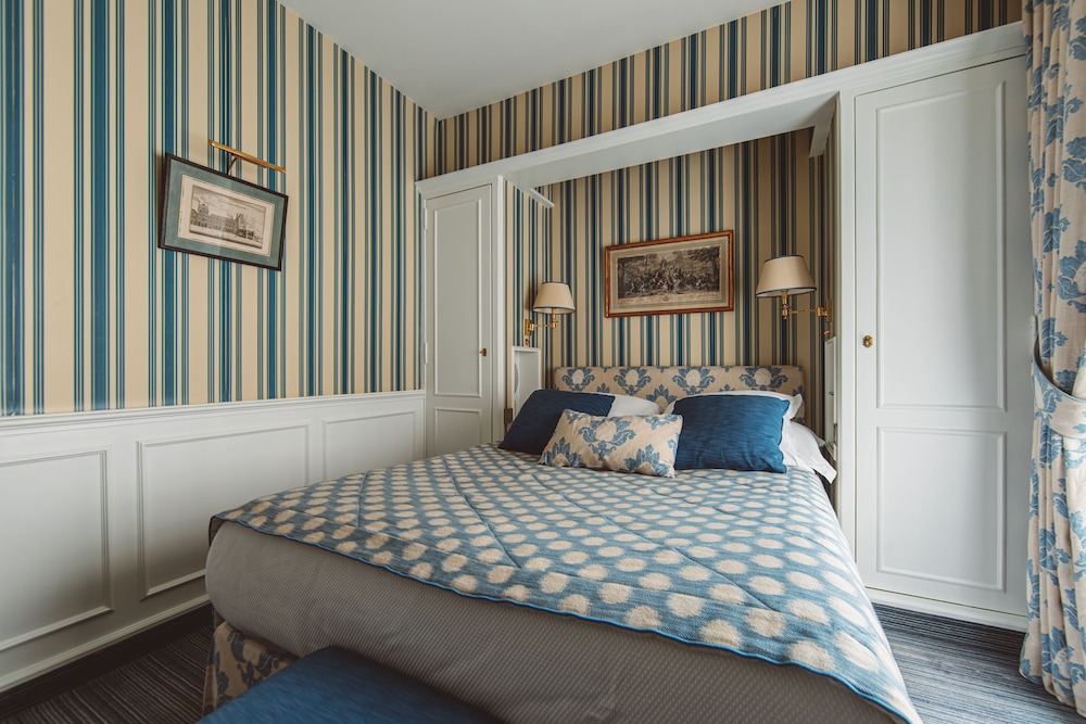 Classic Room (La Chambre) photo 3