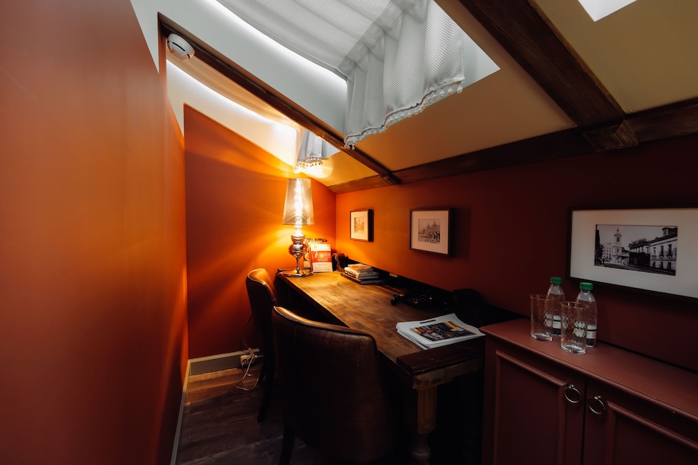 Economy Room photo 3