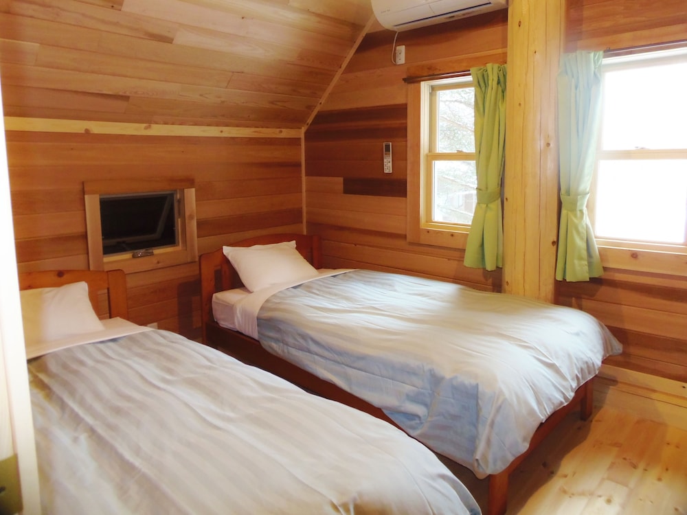 Log House for 4 Guests, Non-Smoking photo 2