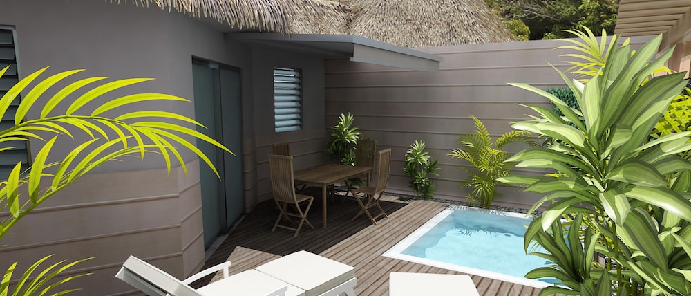 Suite, Pool Access photo 1