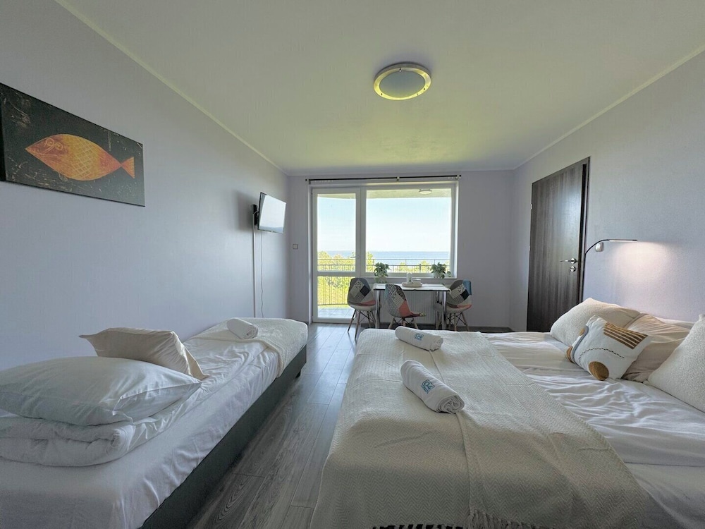 Basic Triple Room, Balcony, Bay View photo 1