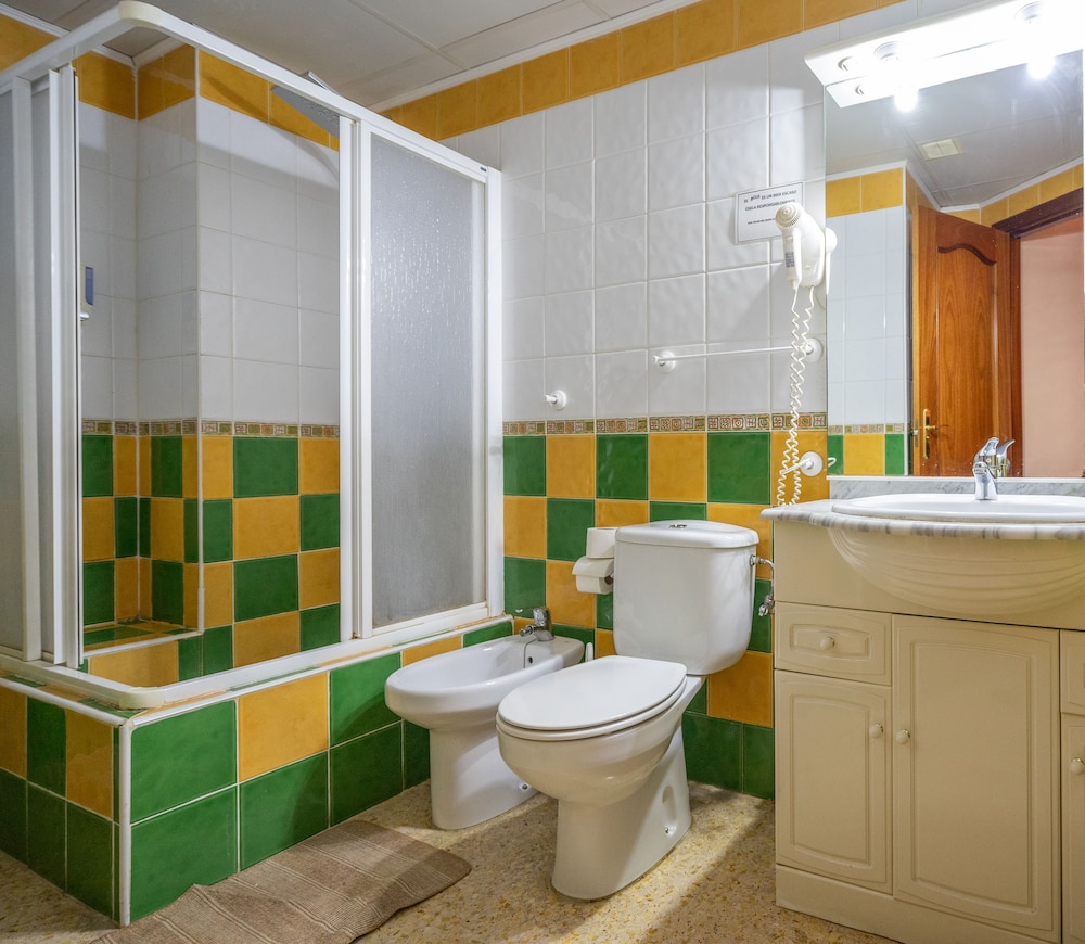 Comfort Triple Room - Photo 24