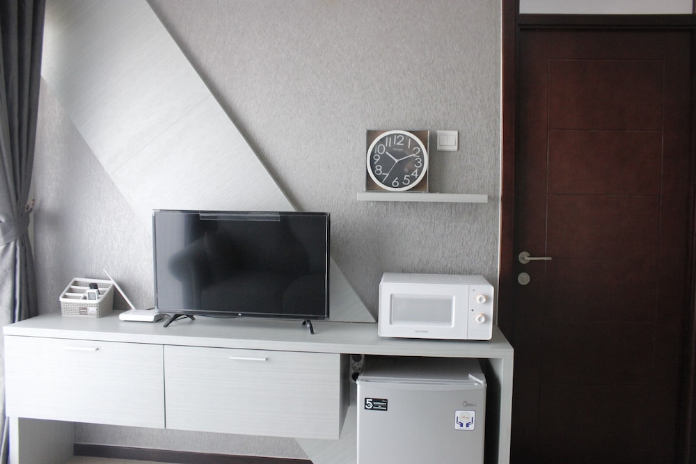 Room - Photo 14