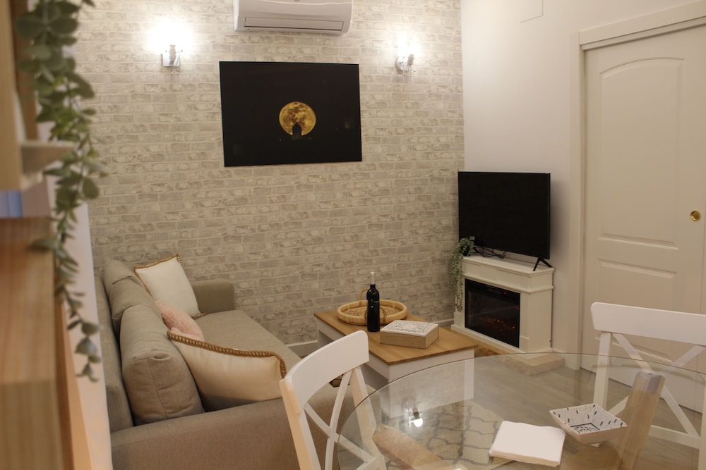 Romantic Apartment photo 3