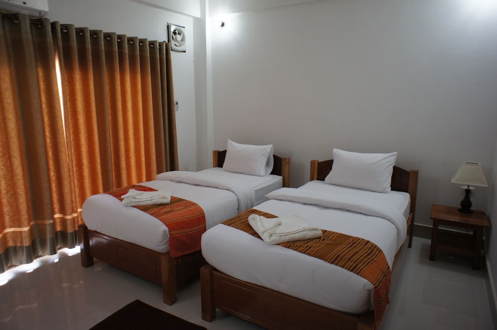 Twin Room, Balcony
