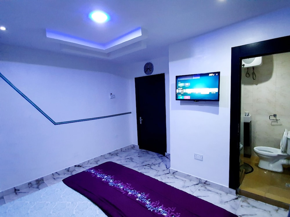 Apartment, 2 Bedrooms, Kitchen photo 2