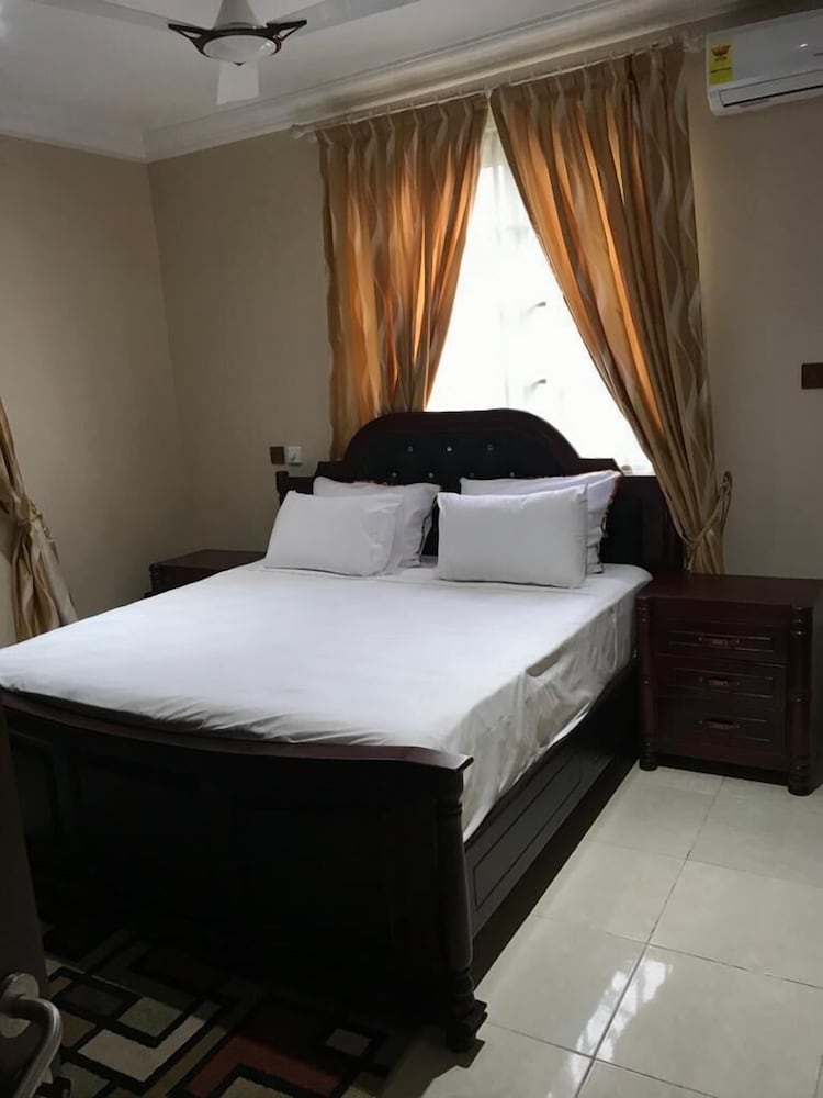Grand Apartment photo 2