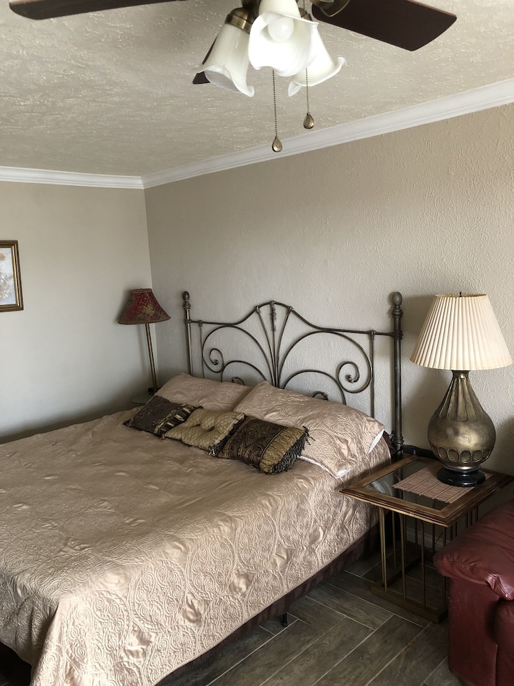 Traditional Room with Sea View photo 2
