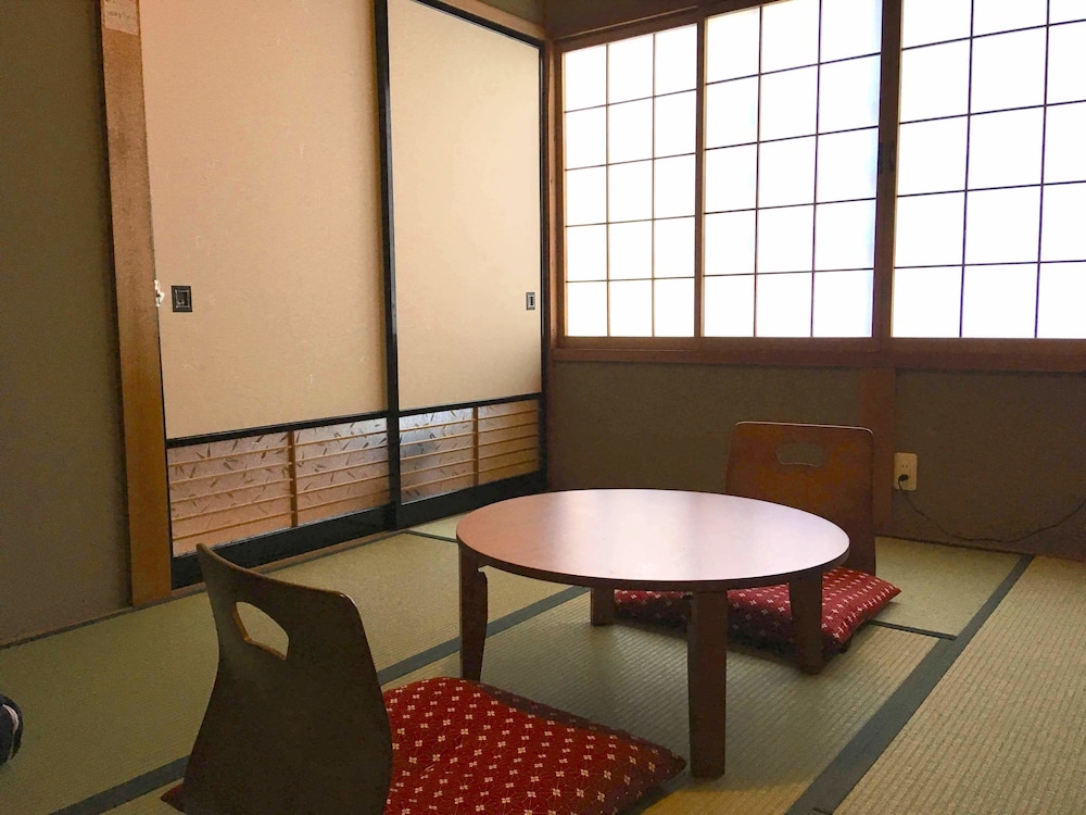 Private Traditional Japanese Style Room 2A, Shared Bathroom photo 3