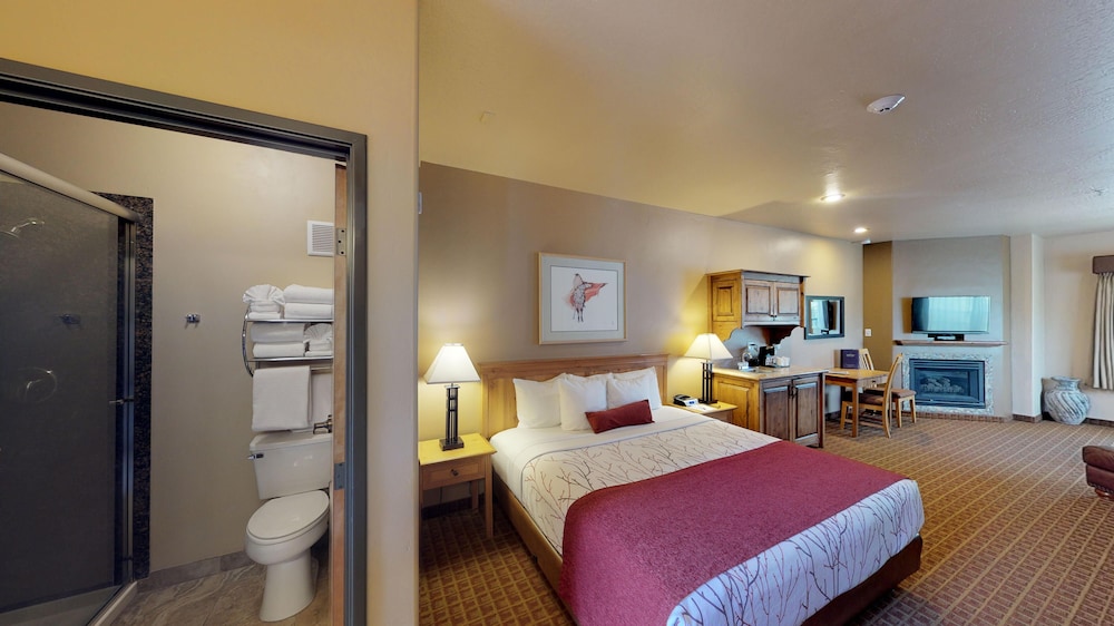 King Room thumbnail 5