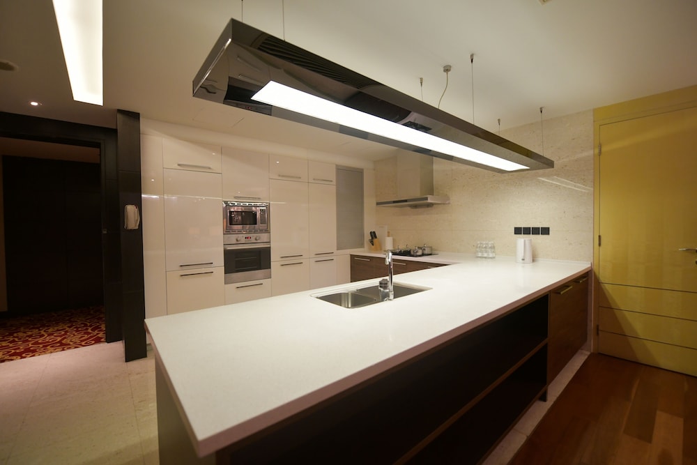 Apartment, 3 Bedrooms - Photo 33
