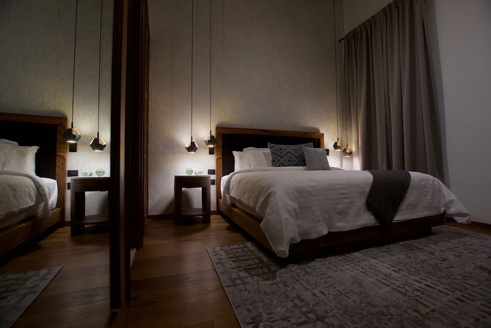 Suite - Photo 6