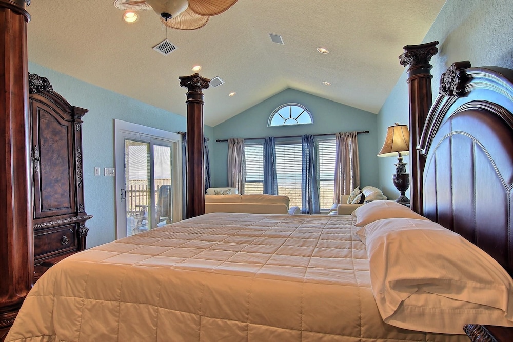 House, 4 Bedrooms photo 1