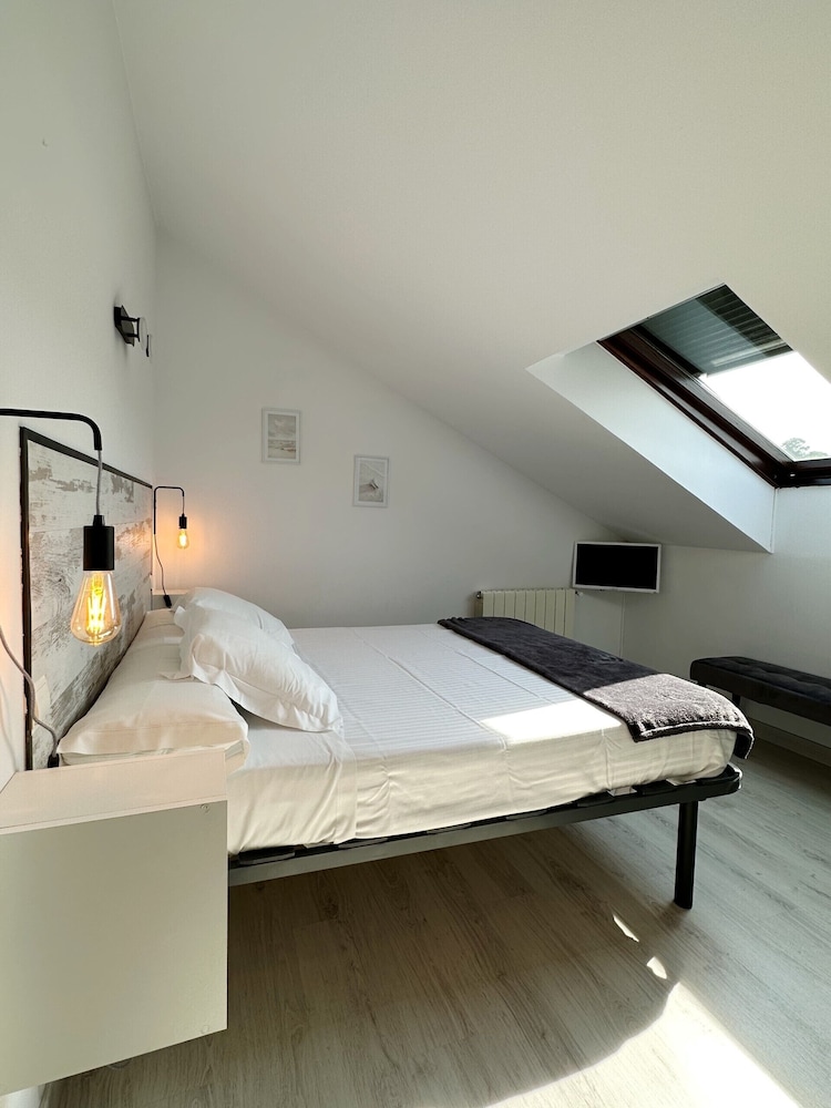 Habitación Doble o Twin con Baño Privado (ático)